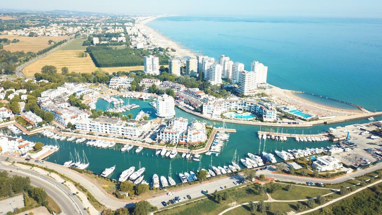 Portoverde Beach Apartments Misano Adriatico Exterior foto